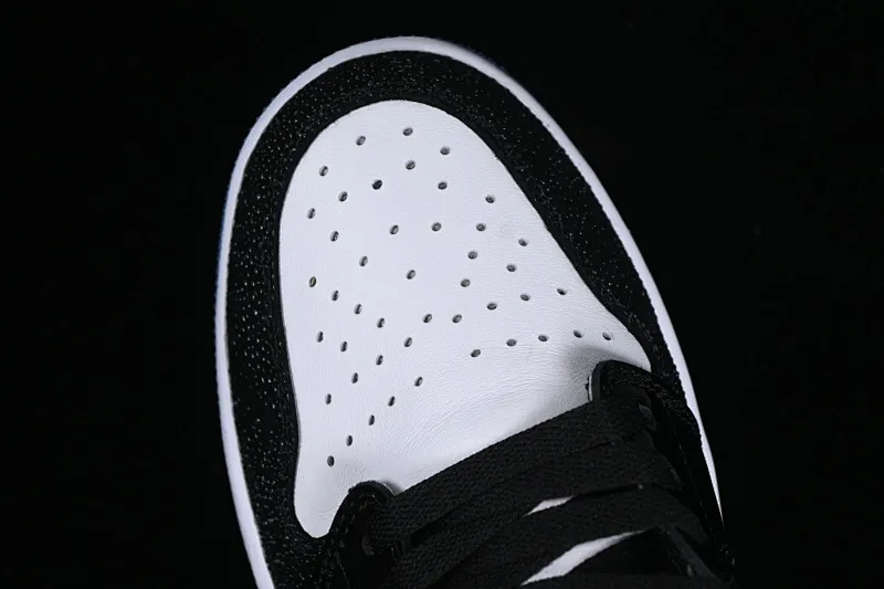 All categories Air Jordan Jordan series basketball shoes Air Jordan 1 Low G version pure original Air Jordan 1 Low Golf AJ1 Joe 1 new golf version laser patent leather black double hook FZ4159-100